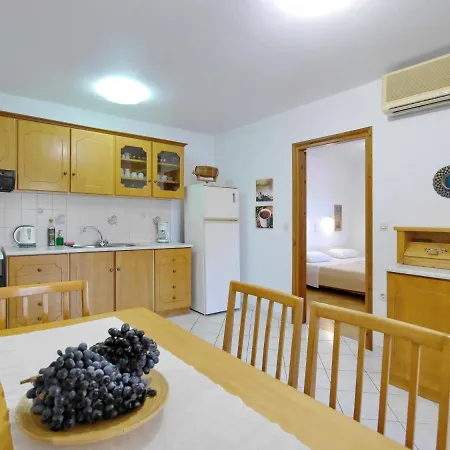 Apartment Rouladina *