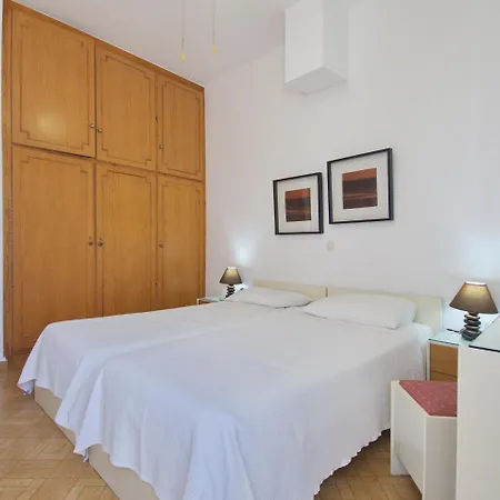 Rouladina Apartment *
